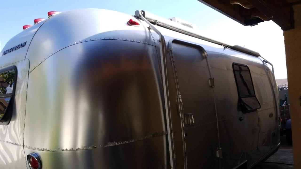 Airstream In The Center Of It All Miami Eksteriør bilde
